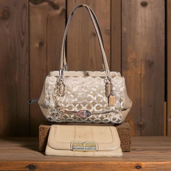 💝Coach Madison Madeline East West Satchel Bag W/Coach Wallet & Charm - Picture 15 of 15